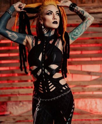 Lena scissorhands image
