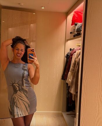 Lena situations image