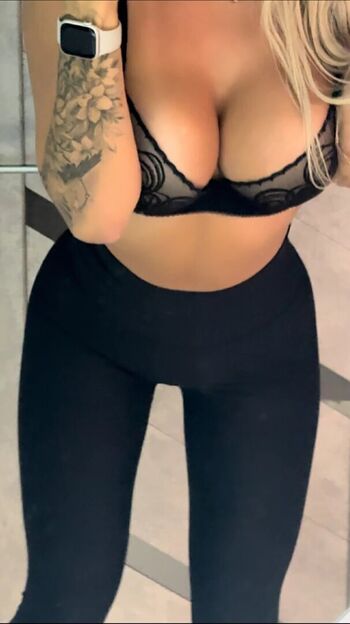 Lera koldomasova image
