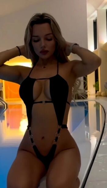 Lera koldomasova image