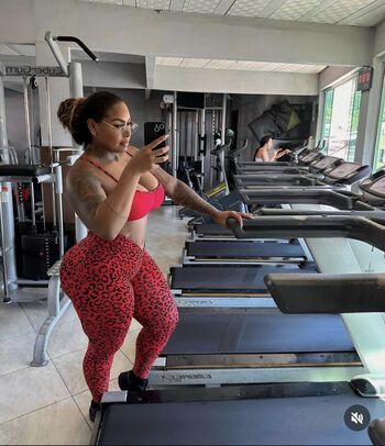 Leticia basilio image