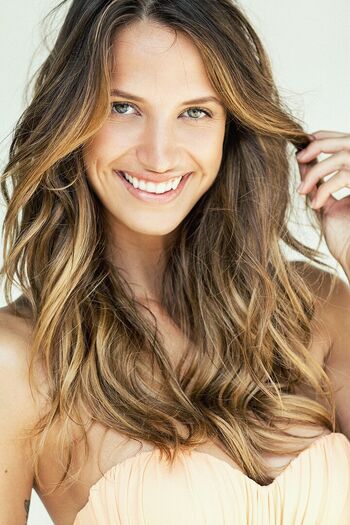 Leticia santos image
