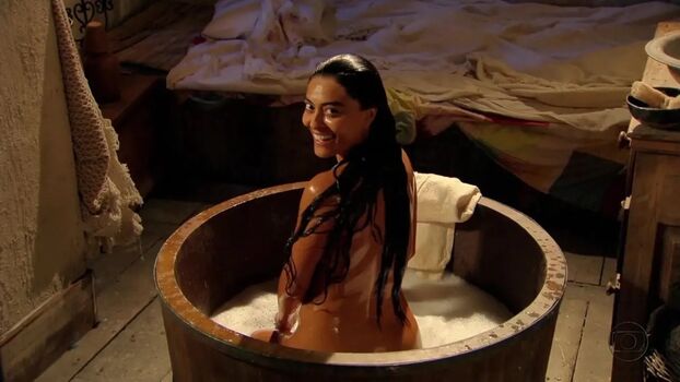 LeticiaGuimaraesRainha