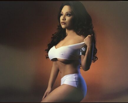 Letty martinez image