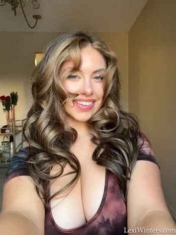 Lexi winter image