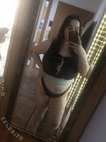 Lia bloom page 2 image