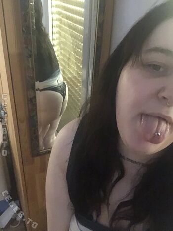 Lia bloom page 2 image