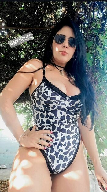 Lia castro image