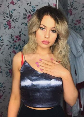 Liana jade image