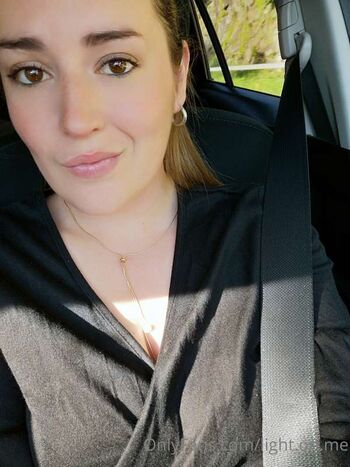 Light on me vip image