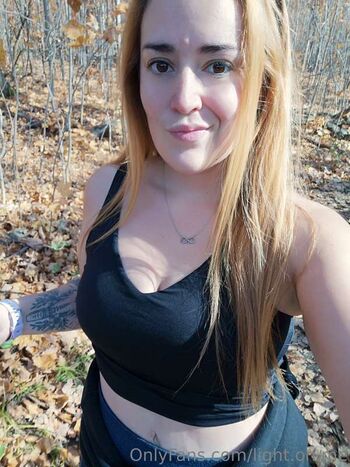 Light on me vip image