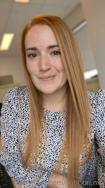 Light on me vip image