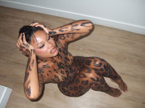 Lightskin 1 page 4 image