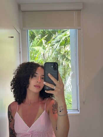 Lightskin 1 image