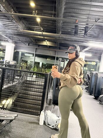 Lihanacolonn, Lihanaca