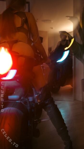 Lil hanne page 2 image