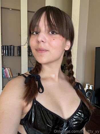 lil_kitty_yy