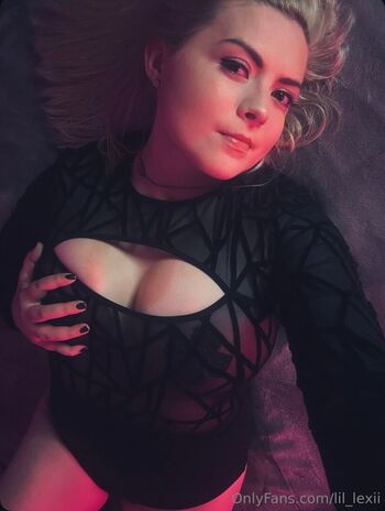Lil lexii image