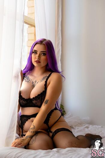 Lilacfables page 2 image