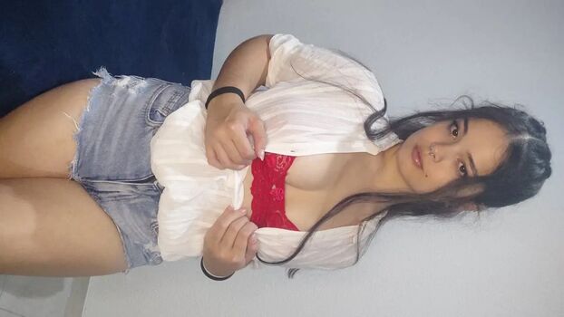 Lilasiangirl image