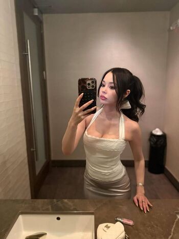 Lilchiipmunk image