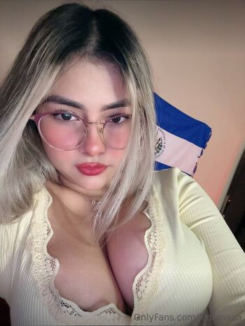 Lildianaaa image