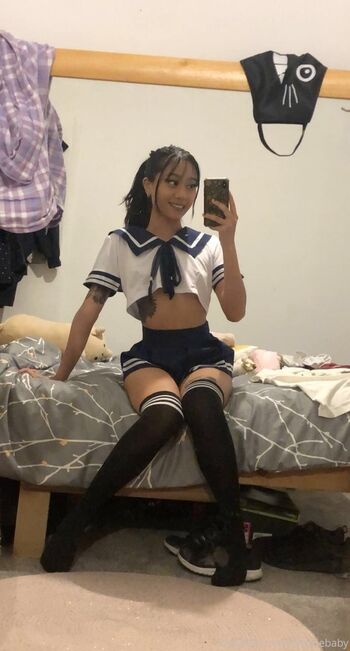 Lilfoxiebaby 1 image