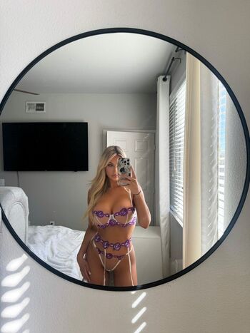 Lilia summers image