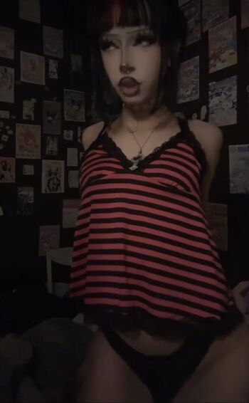 Lilidolly image