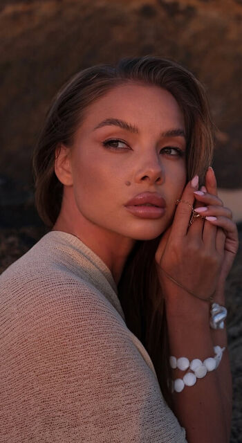 Liliya hanusevich page 6 image