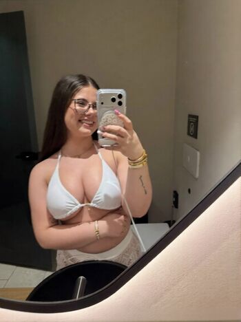 Lilousecret page 2 image