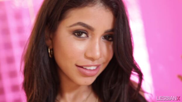 Lilveronicar image