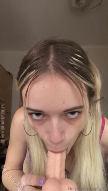 Lily 18 image