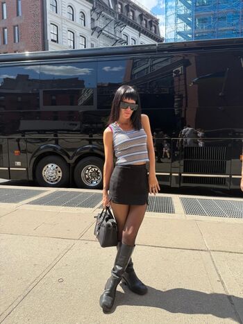 Lily allen image