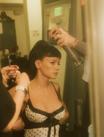 Lily allen image