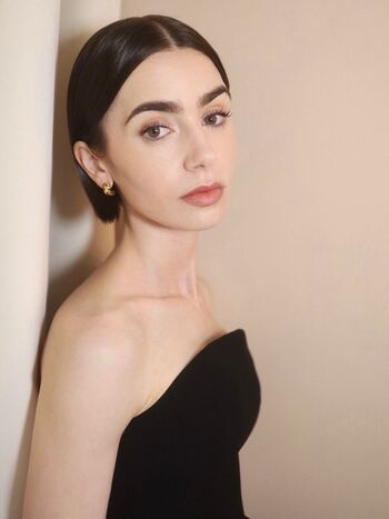 Lily Collins