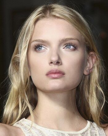 Lily donaldson image