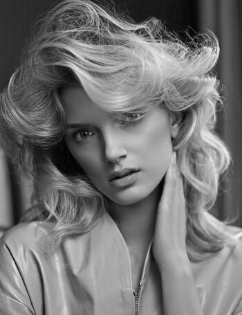 Lily donaldson image