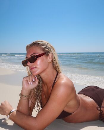 Lily garofalo image