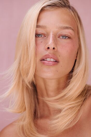 Lily hoffman image