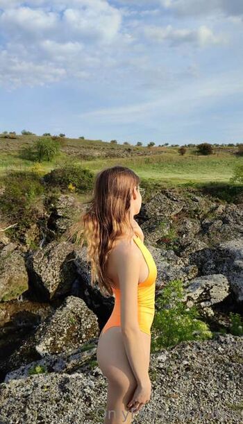 Lily s image