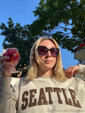 lilylabeau