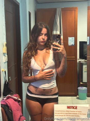 Lilystrangeink image
