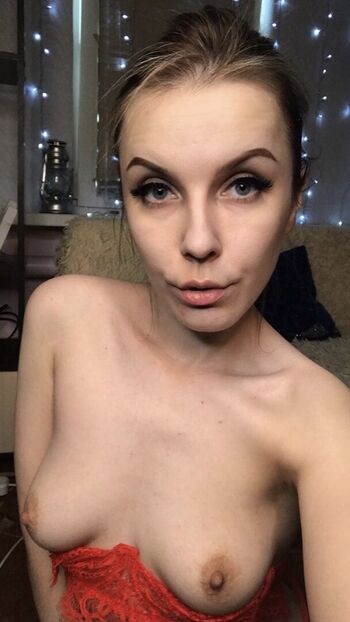 Lina fox image