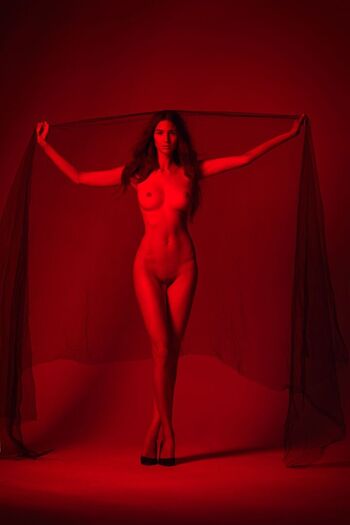 Lina lorenza page 2 image