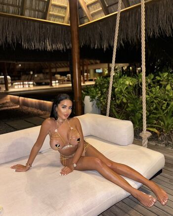 Linalondonpriv image