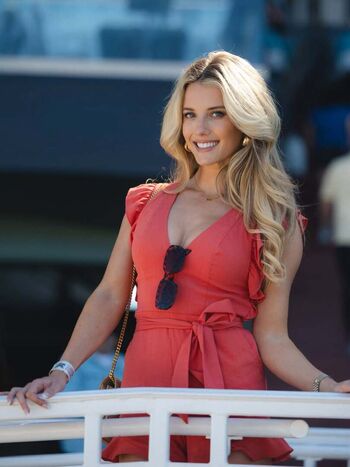 Lindsay brewer 1 page 2 image