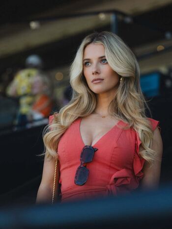 Lindsay brewer 1 page 2 image