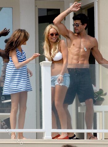 Lindsay lohan page 2 image