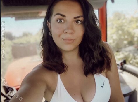 Lisa reichardt image